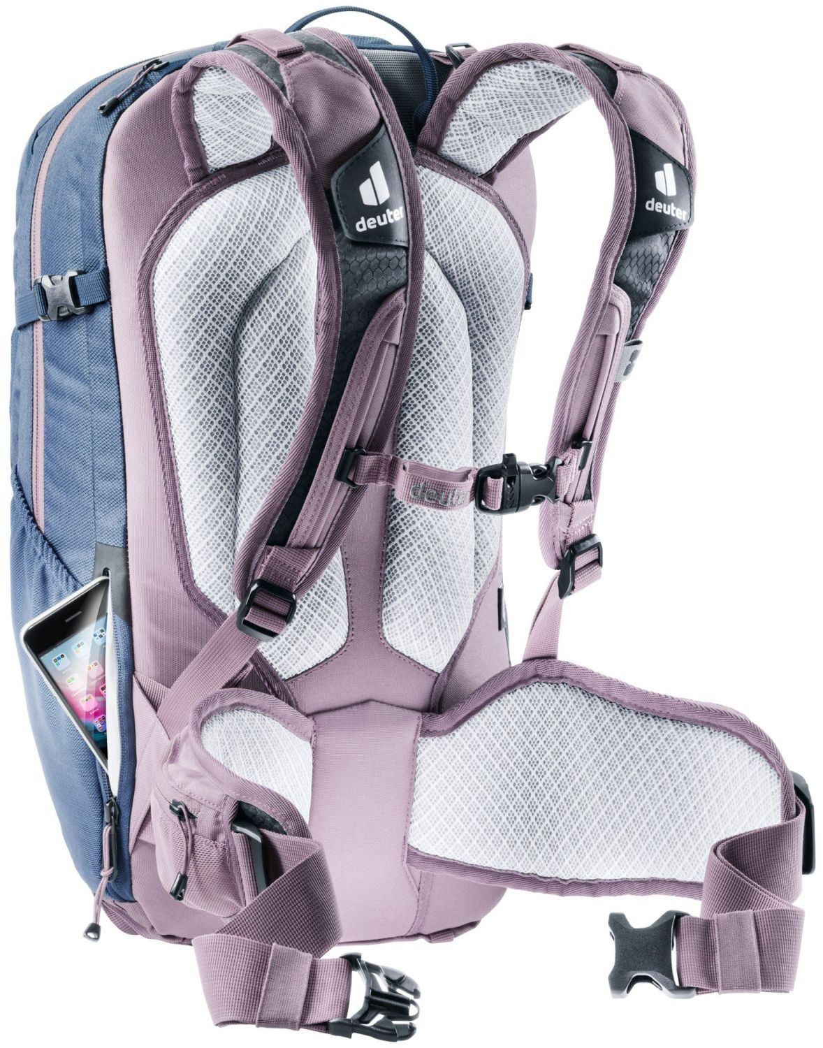 Deuter deals attack 18