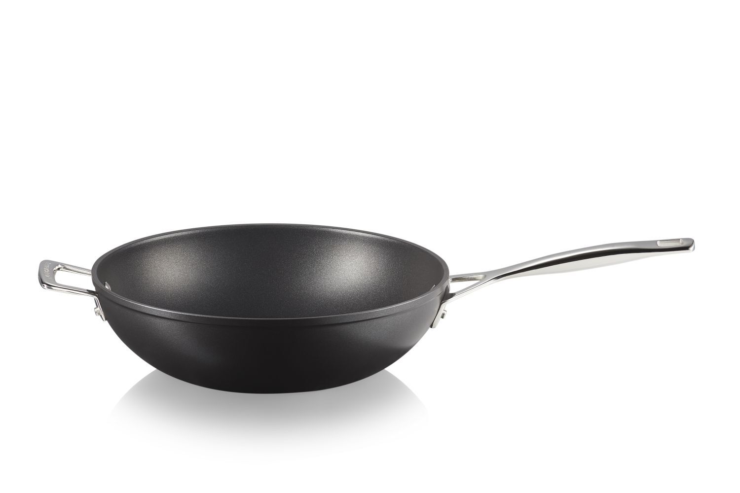 Le Creuset Toughened Non-Stick Stir Fry Pan w/Long Handle & Helper